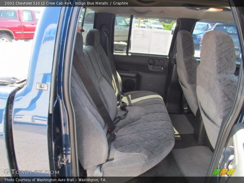 Indigo Blue Metallic / Graphite 2001 Chevrolet S10 LS Crew Cab 4x4