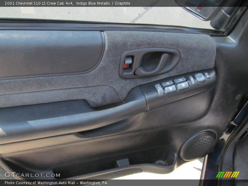 Indigo Blue Metallic / Graphite 2001 Chevrolet S10 LS Crew Cab 4x4