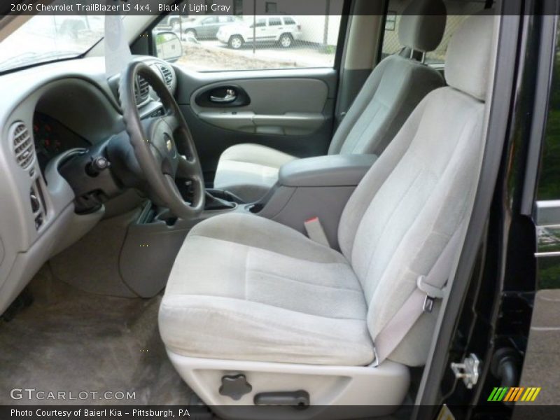 Black / Light Gray 2006 Chevrolet TrailBlazer LS 4x4