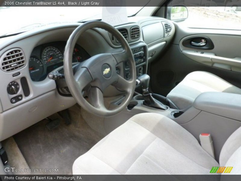 Black / Light Gray 2006 Chevrolet TrailBlazer LS 4x4