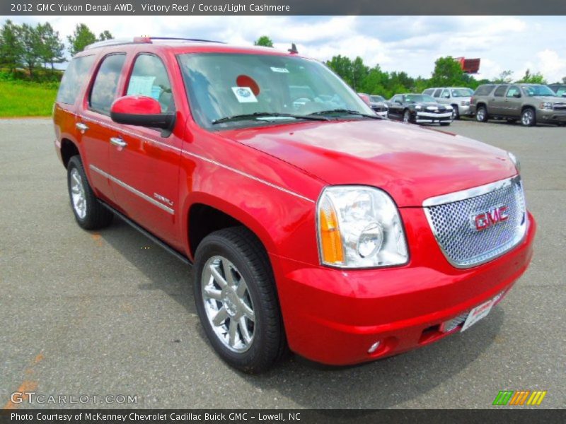 Victory Red / Cocoa/Light Cashmere 2012 GMC Yukon Denali AWD