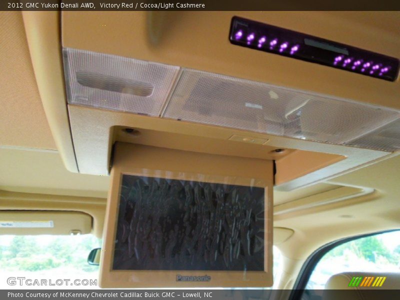 Victory Red / Cocoa/Light Cashmere 2012 GMC Yukon Denali AWD
