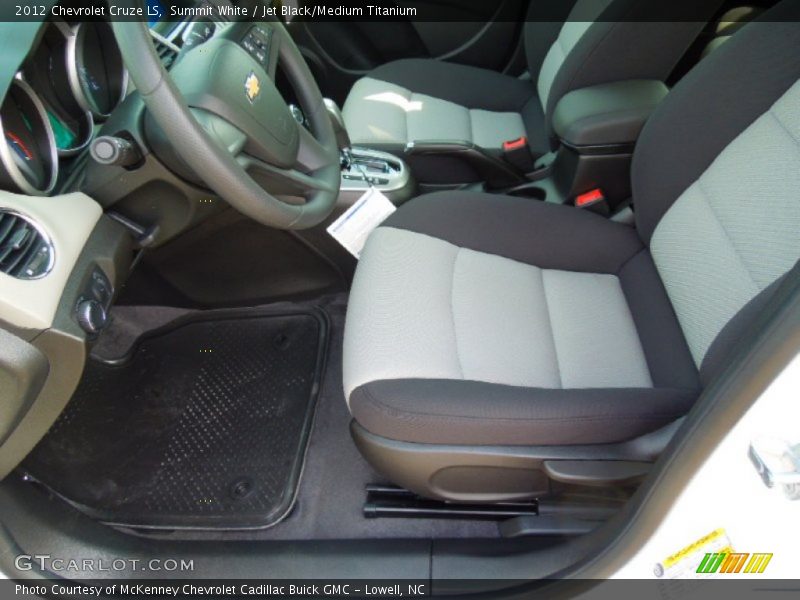 Summit White / Jet Black/Medium Titanium 2012 Chevrolet Cruze LS
