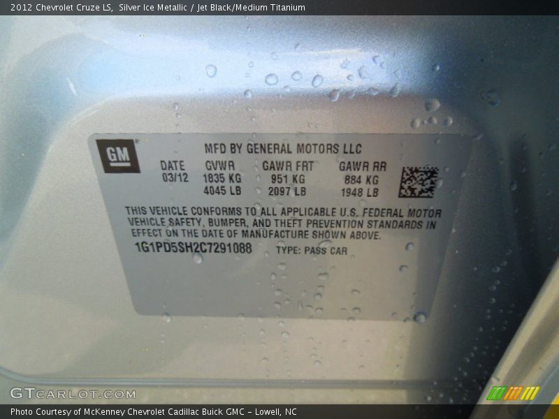 Silver Ice Metallic / Jet Black/Medium Titanium 2012 Chevrolet Cruze LS