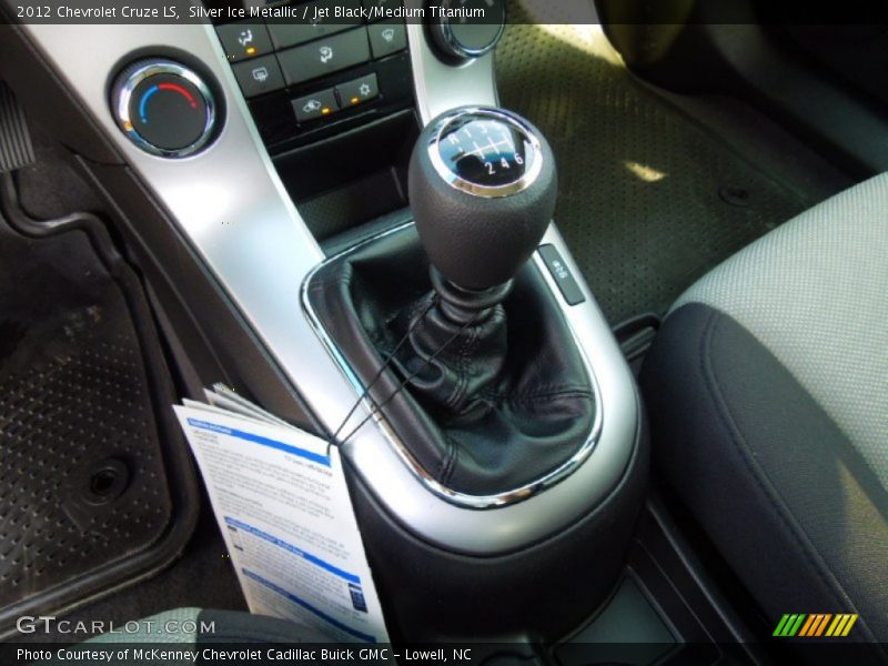 Silver Ice Metallic / Jet Black/Medium Titanium 2012 Chevrolet Cruze LS