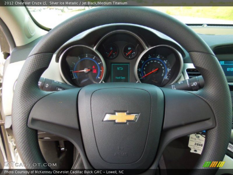 Silver Ice Metallic / Jet Black/Medium Titanium 2012 Chevrolet Cruze LS