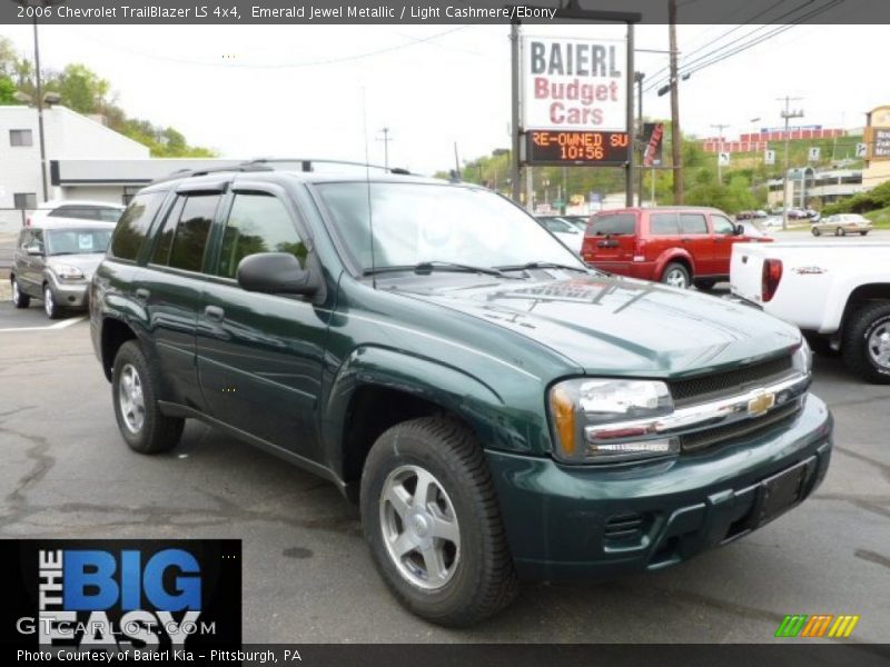 Emerald Jewel Metallic / Light Cashmere/Ebony 2006 Chevrolet TrailBlazer LS 4x4