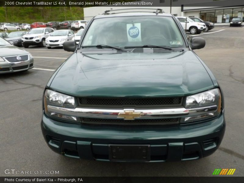 Emerald Jewel Metallic / Light Cashmere/Ebony 2006 Chevrolet TrailBlazer LS 4x4