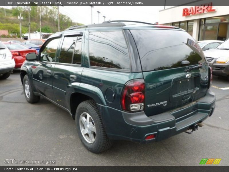 Emerald Jewel Metallic / Light Cashmere/Ebony 2006 Chevrolet TrailBlazer LS 4x4