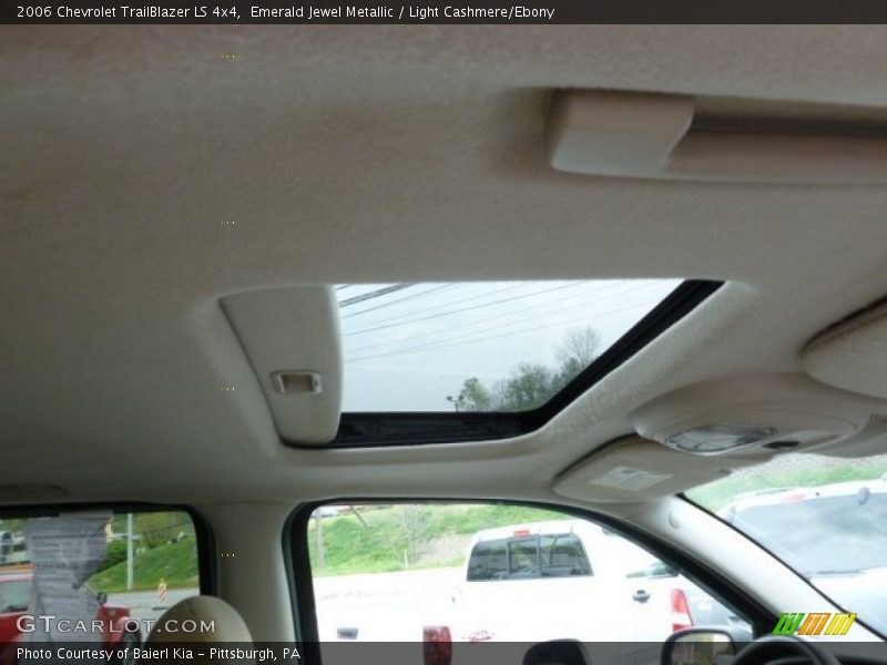 Emerald Jewel Metallic / Light Cashmere/Ebony 2006 Chevrolet TrailBlazer LS 4x4