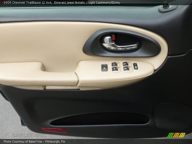 Emerald Jewel Metallic / Light Cashmere/Ebony 2006 Chevrolet TrailBlazer LS 4x4