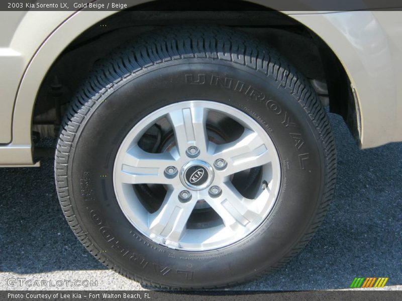 Gold Beige / Beige 2003 Kia Sorento LX