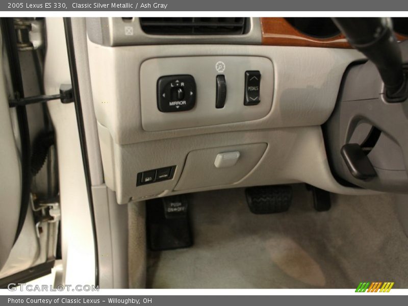 Classic Silver Metallic / Ash Gray 2005 Lexus ES 330