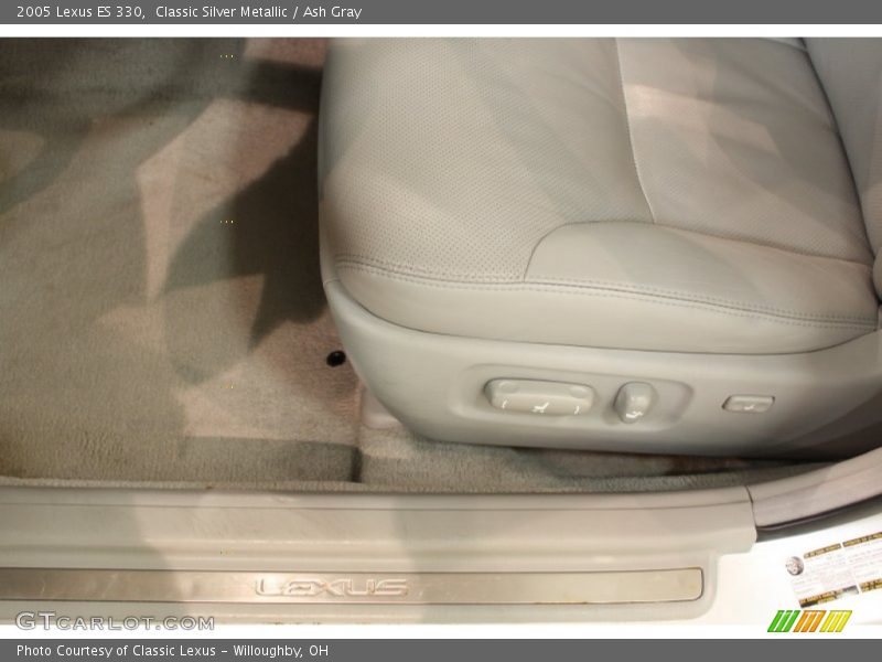 Classic Silver Metallic / Ash Gray 2005 Lexus ES 330