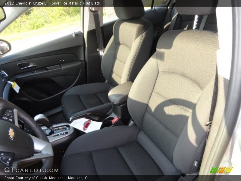 Silver Ice Metallic / Jet Black 2012 Chevrolet Cruze LT