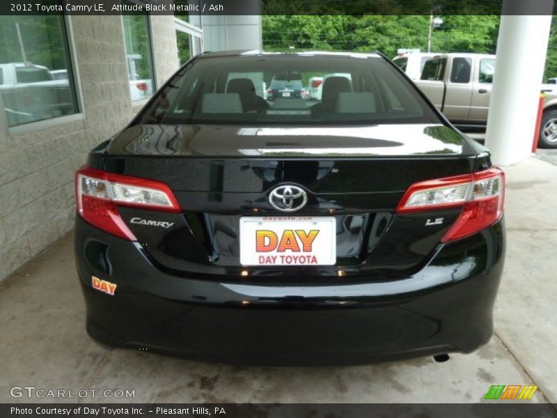 Attitude Black Metallic / Ash 2012 Toyota Camry LE