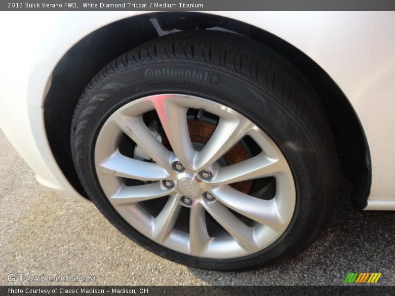 White Diamond Tricoat / Medium Titanium 2012 Buick Verano FWD