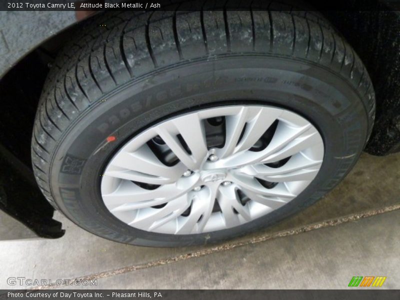 Attitude Black Metallic / Ash 2012 Toyota Camry LE