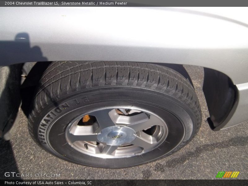 Silverstone Metallic / Medium Pewter 2004 Chevrolet TrailBlazer LS