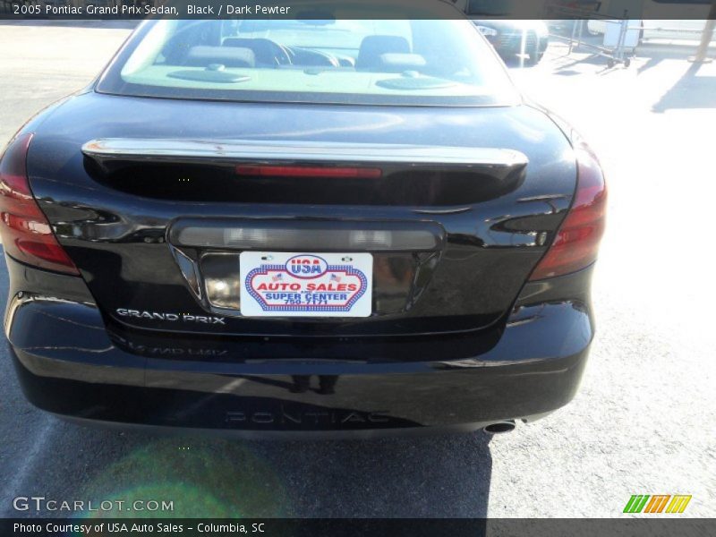 Black / Dark Pewter 2005 Pontiac Grand Prix Sedan