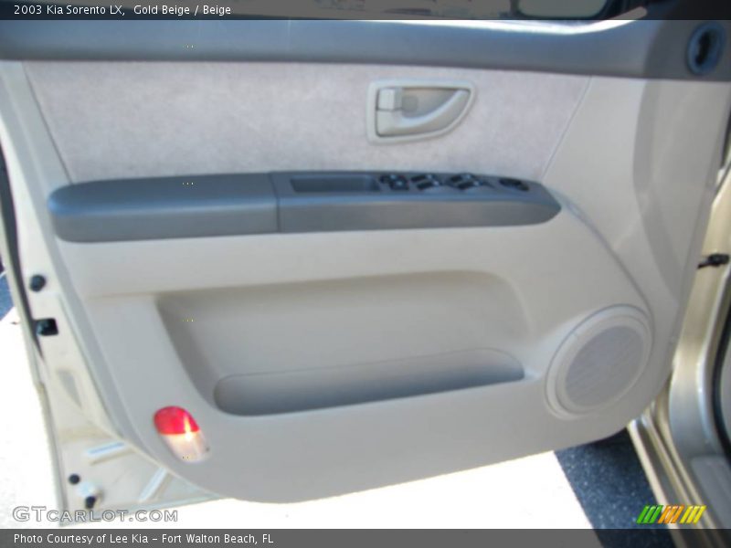 Gold Beige / Beige 2003 Kia Sorento LX