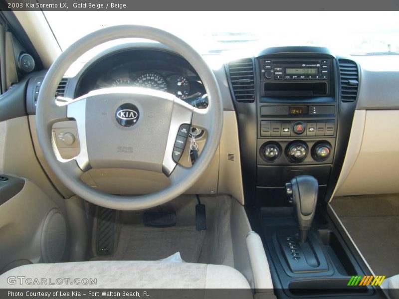 Gold Beige / Beige 2003 Kia Sorento LX