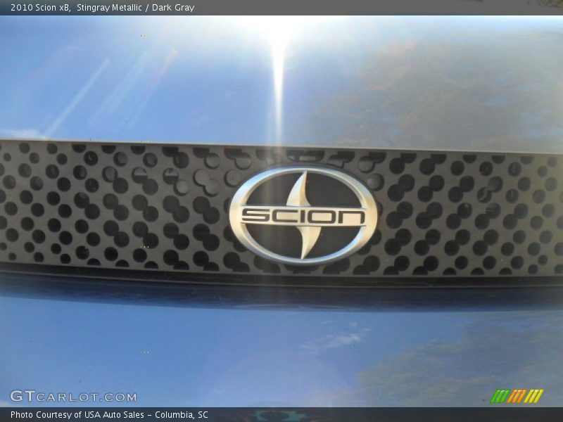 Stingray Metallic / Dark Gray 2010 Scion xB