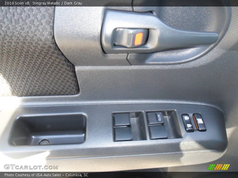 Stingray Metallic / Dark Gray 2010 Scion xB