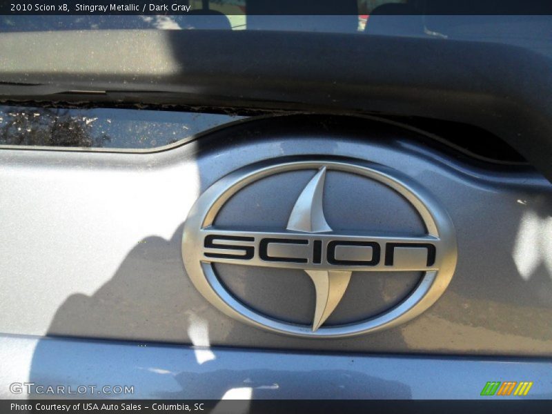 Stingray Metallic / Dark Gray 2010 Scion xB