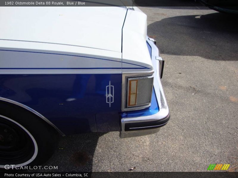 Blue / Blue 1982 Oldsmobile Delta 88 Royale