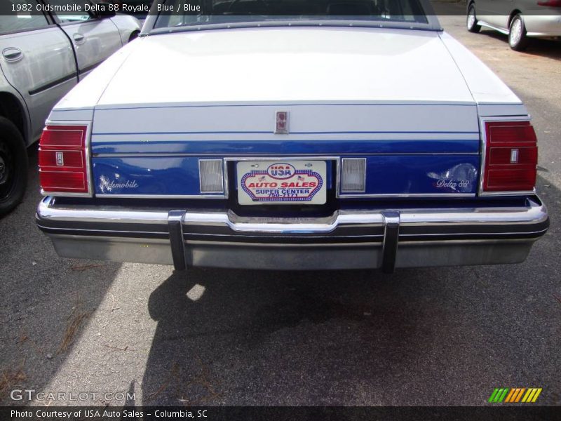 Blue / Blue 1982 Oldsmobile Delta 88 Royale