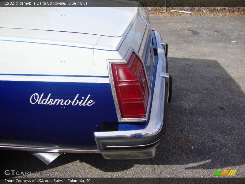 Blue / Blue 1982 Oldsmobile Delta 88 Royale