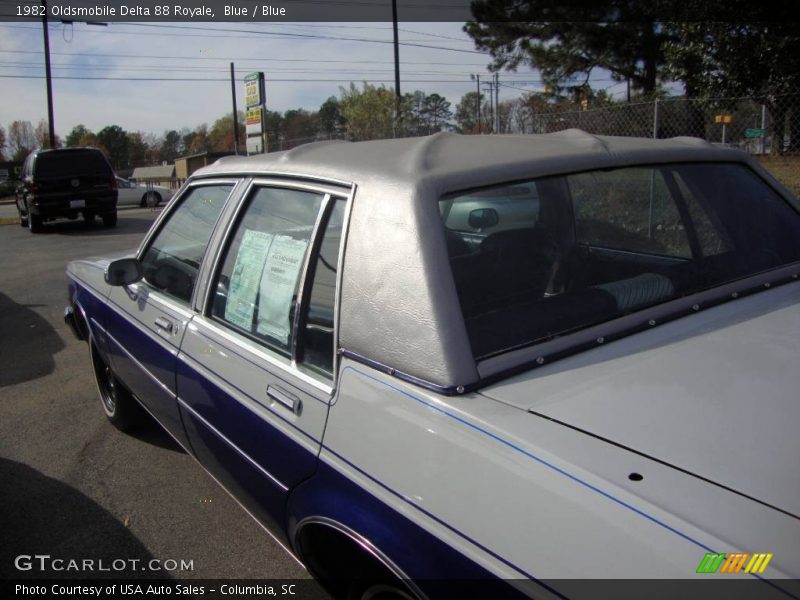 Blue / Blue 1982 Oldsmobile Delta 88 Royale