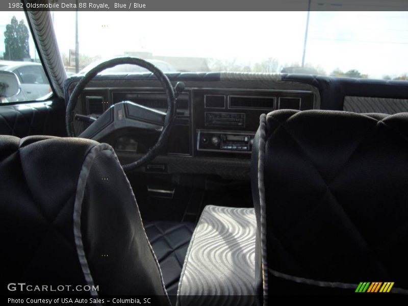 Blue / Blue 1982 Oldsmobile Delta 88 Royale