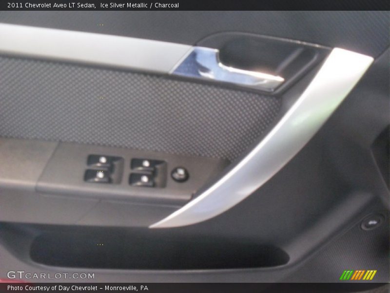 Ice Silver Metallic / Charcoal 2011 Chevrolet Aveo LT Sedan