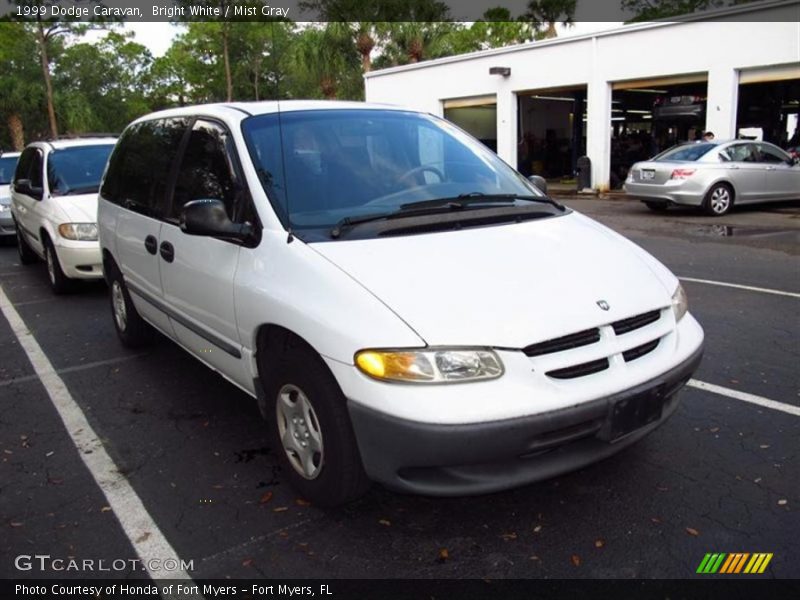 Bright White / Mist Gray 1999 Dodge Caravan