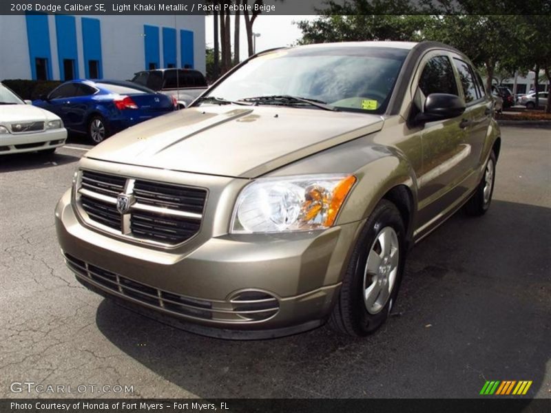Light Khaki Metallic / Pastel Pebble Beige 2008 Dodge Caliber SE