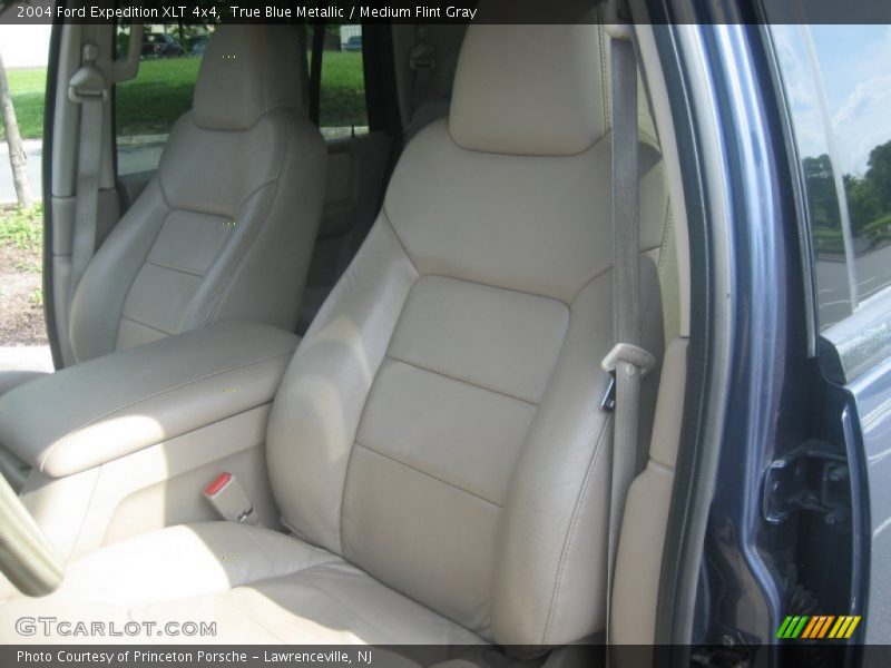 True Blue Metallic / Medium Flint Gray 2004 Ford Expedition XLT 4x4