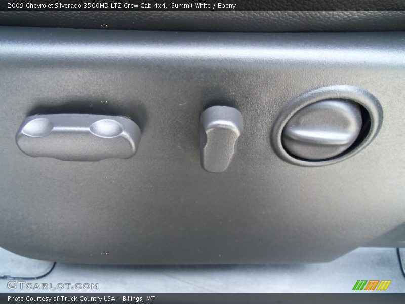 Summit White / Ebony 2009 Chevrolet Silverado 3500HD LTZ Crew Cab 4x4