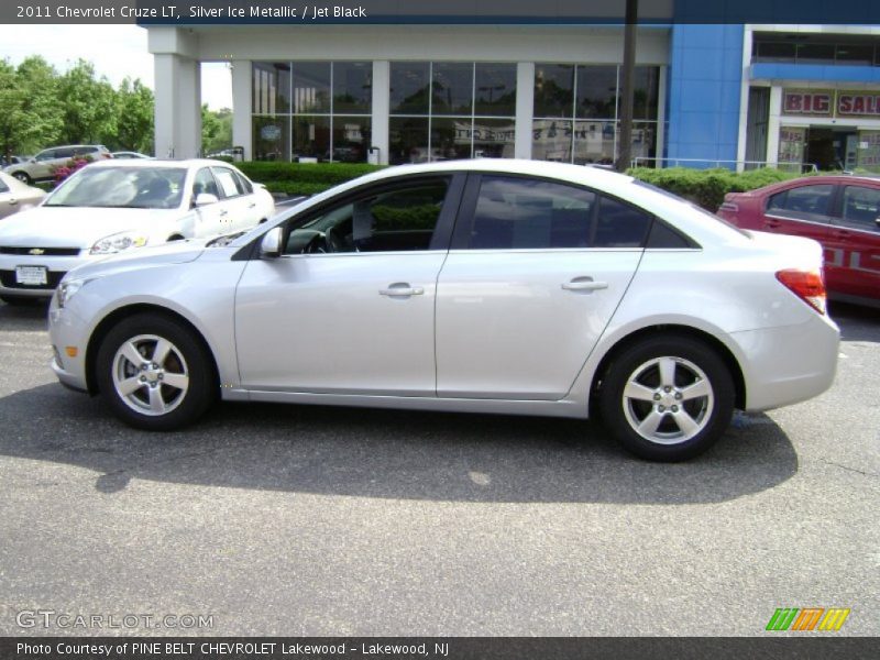 Silver Ice Metallic / Jet Black 2011 Chevrolet Cruze LT
