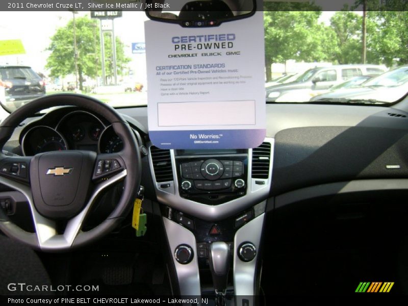 Silver Ice Metallic / Jet Black 2011 Chevrolet Cruze LT