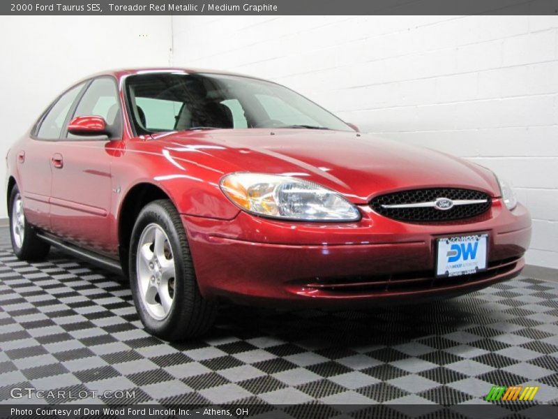 Toreador Red Metallic / Medium Graphite 2000 Ford Taurus SES