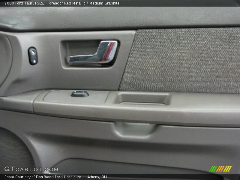 Toreador Red Metallic / Medium Graphite 2000 Ford Taurus SES