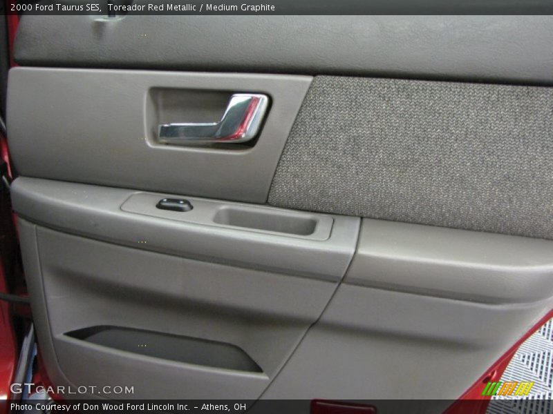 Toreador Red Metallic / Medium Graphite 2000 Ford Taurus SES