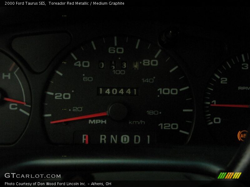 Toreador Red Metallic / Medium Graphite 2000 Ford Taurus SES