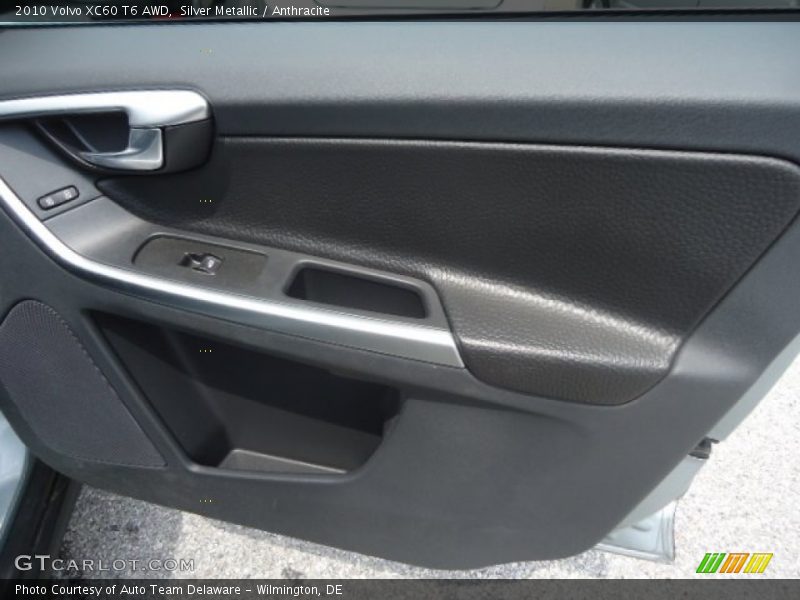 Silver Metallic / Anthracite 2010 Volvo XC60 T6 AWD
