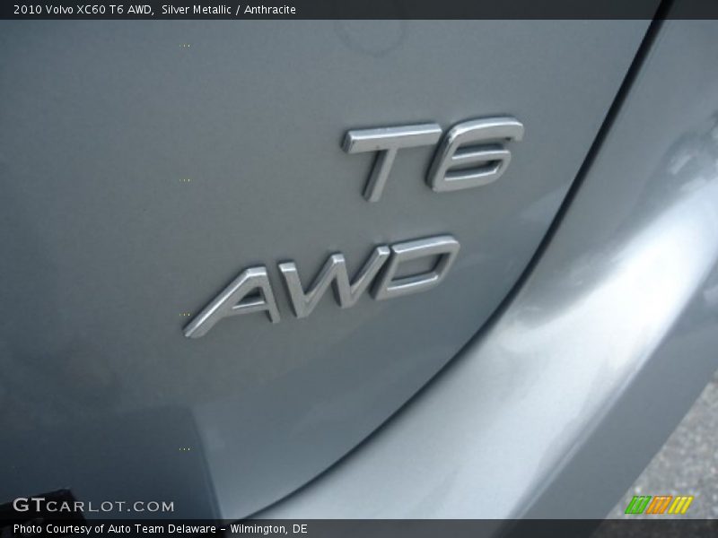 Silver Metallic / Anthracite 2010 Volvo XC60 T6 AWD