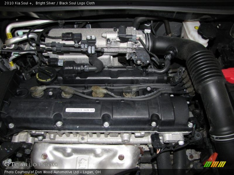 Bright Silver / Black Soul Logo Cloth 2010 Kia Soul +