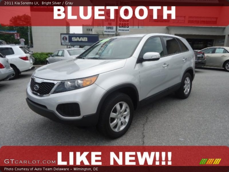 Bright Silver / Gray 2011 Kia Sorento LX