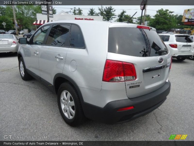 Bright Silver / Gray 2011 Kia Sorento LX